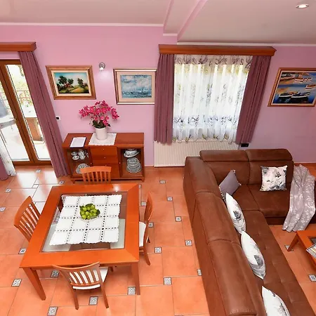 Robert 1917 Appartement *